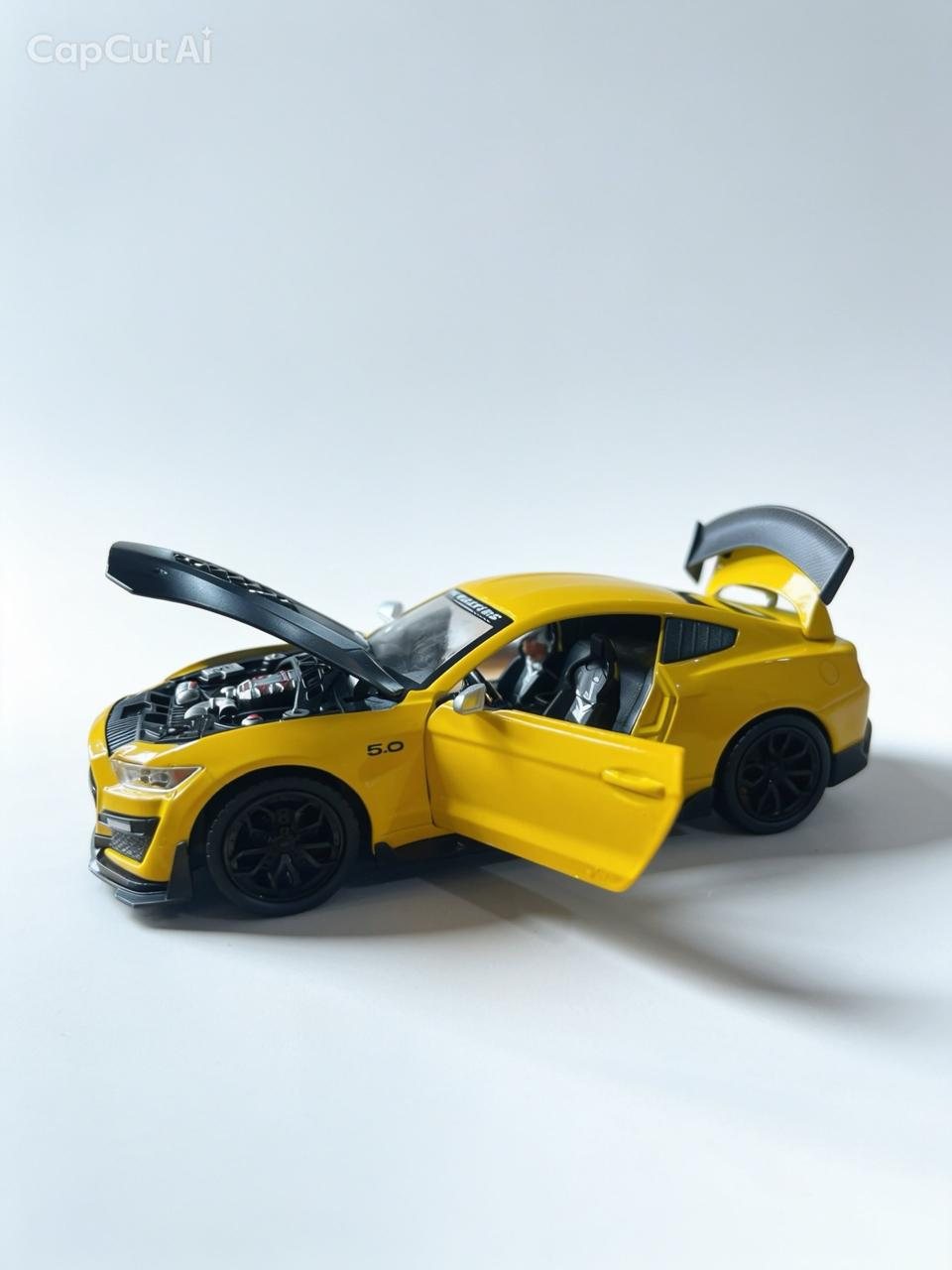 Miniatura Mustang Amarelo